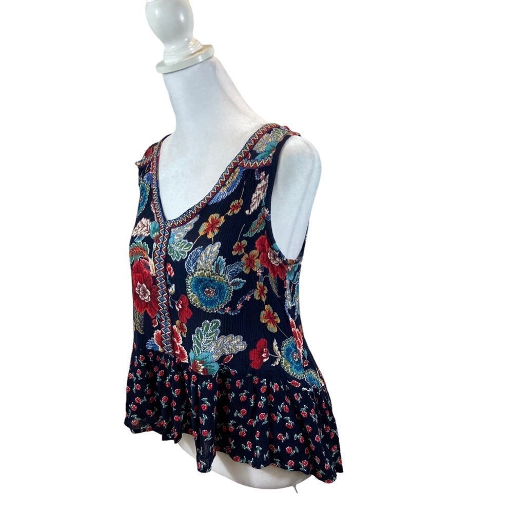 Patrons of Peace V‎ Neck Floral Sleeveless Blouse Size Small